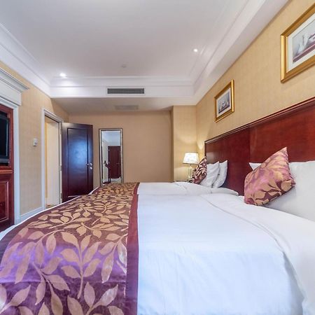 Ramada Yichang Hotel Eksteriør billede
