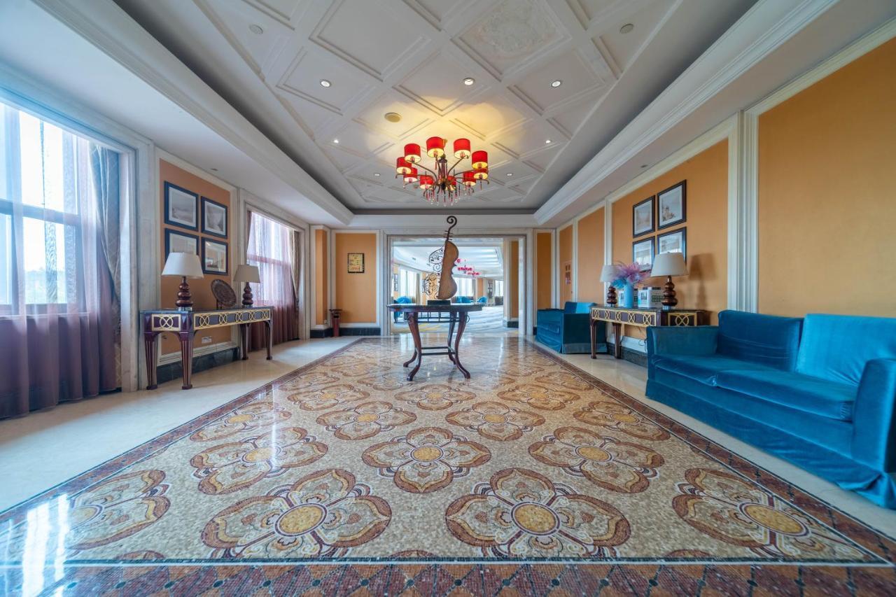 Ramada Yichang Hotel Eksteriør billede