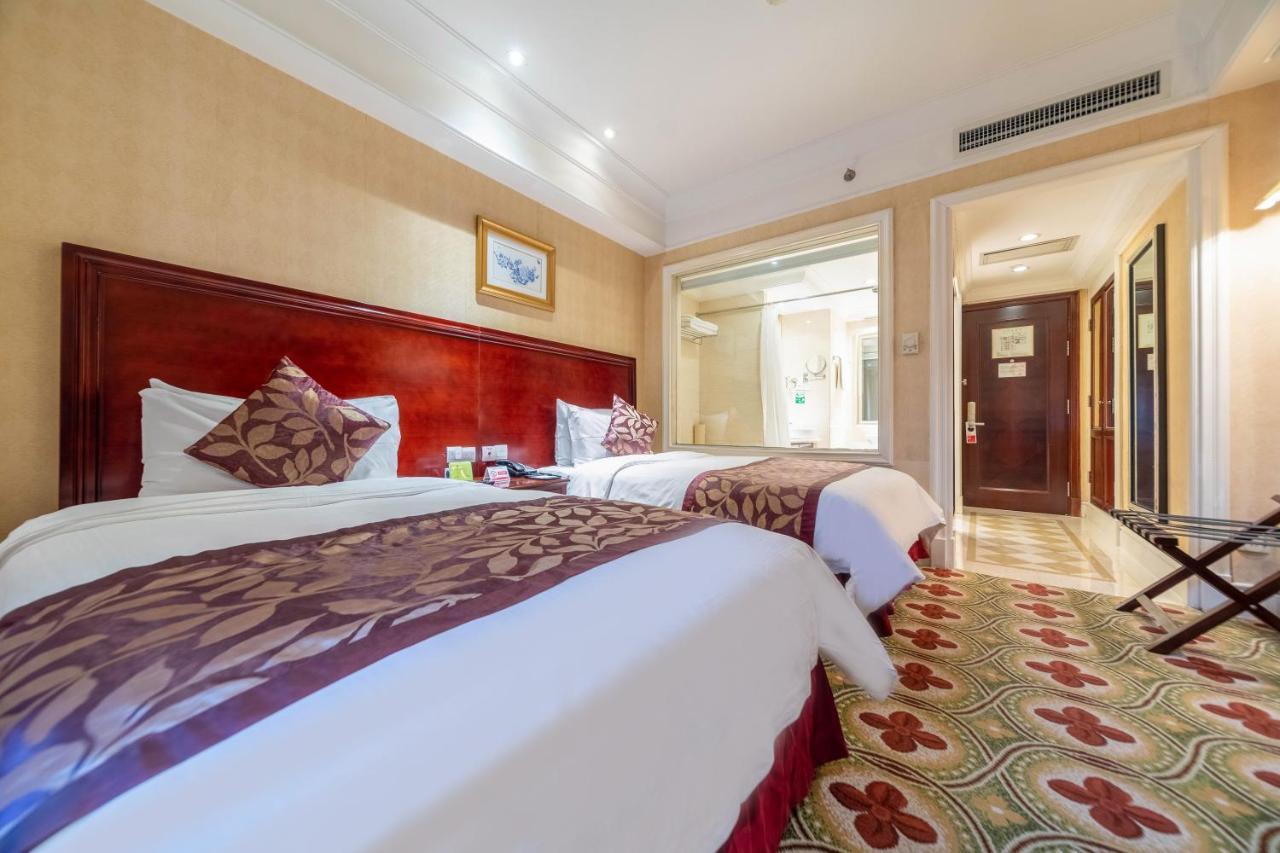 Ramada Yichang Hotel Eksteriør billede