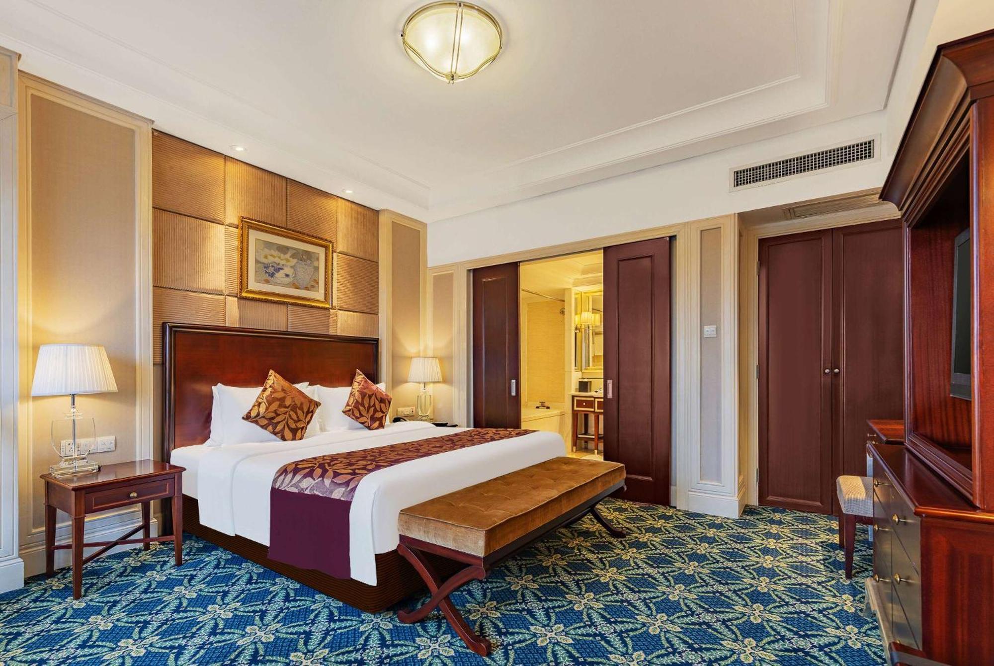 Ramada Yichang Hotel Eksteriør billede