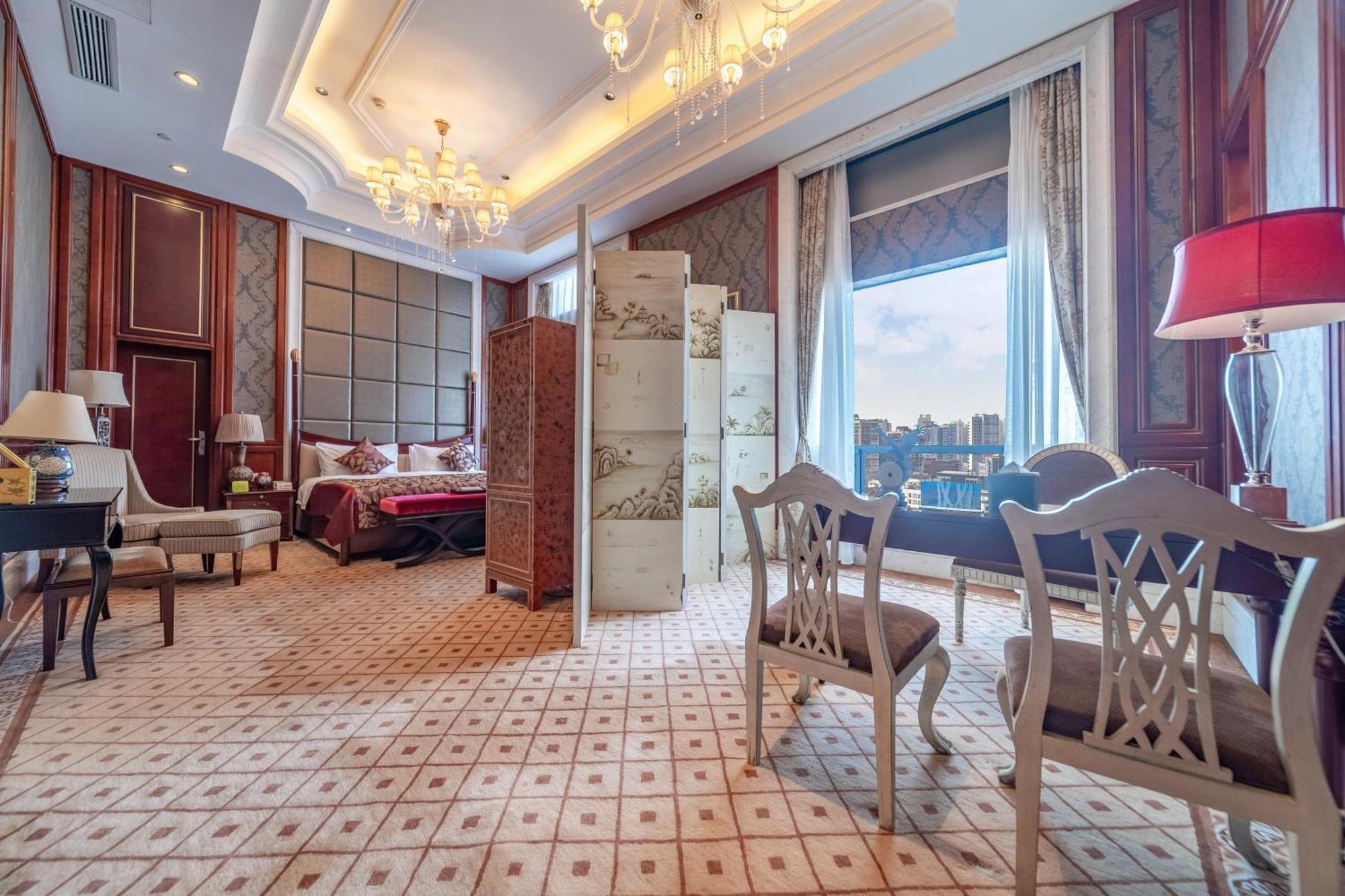 Ramada Yichang Hotel Eksteriør billede