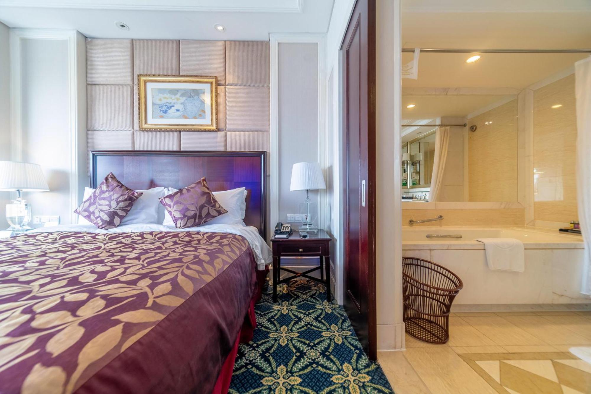 Ramada Yichang Hotel Eksteriør billede