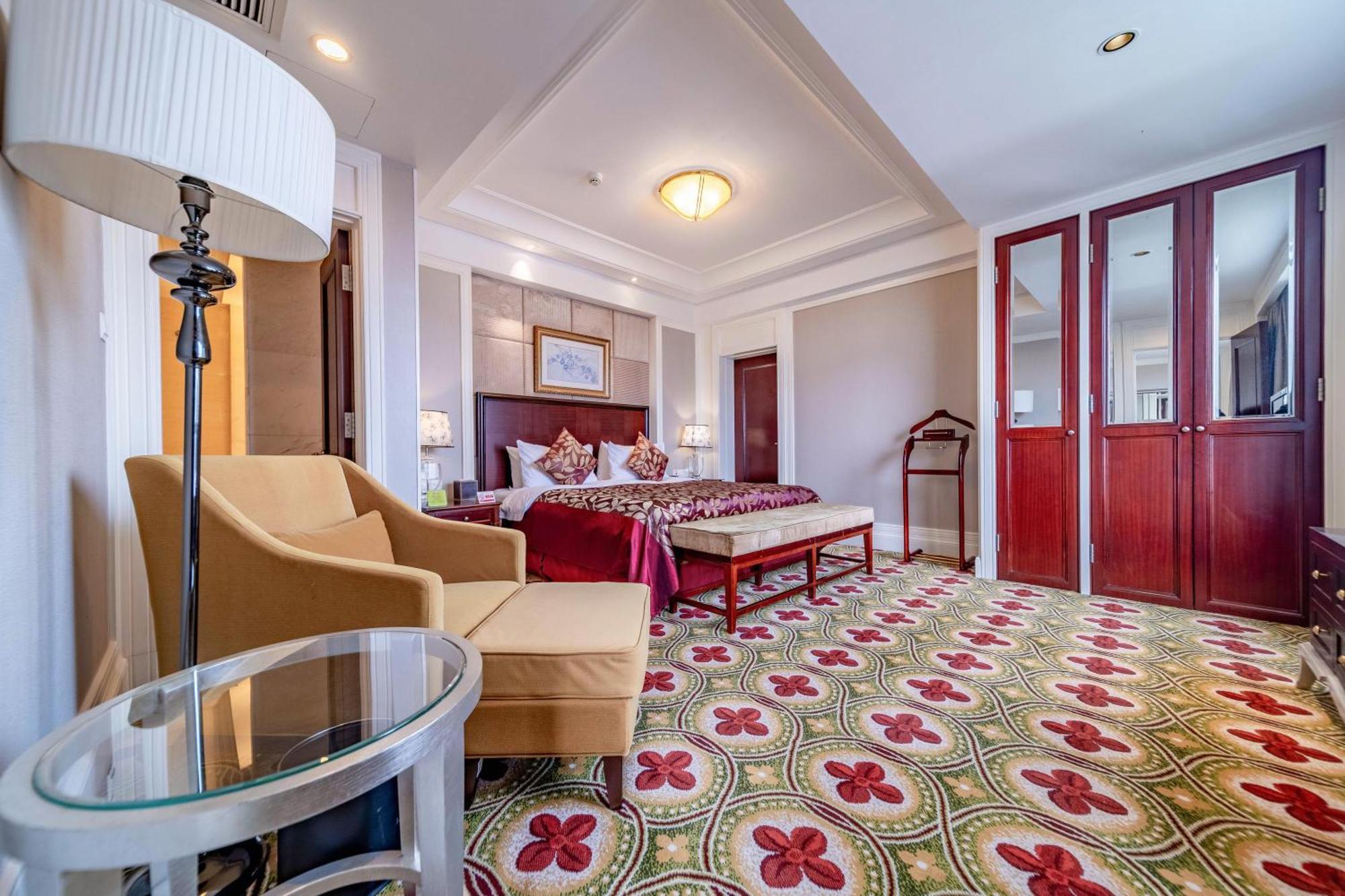Ramada Yichang Hotel Eksteriør billede