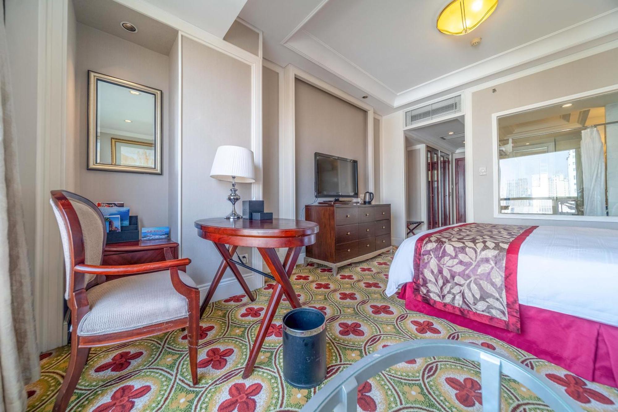 Ramada Yichang Hotel Eksteriør billede